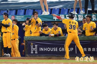 中職》全球首戰後變「爪爪」 大聯盟作家昨役1舉動超瘋狂
