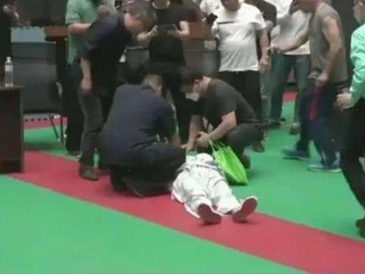 格鬥》對手從70歲變49歲 中國太極大師慘敗原因曝光 格鬥》對手從70歲變49歲 中國太極大師慘敗原因曝光