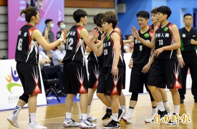WSBL》今日下手輕一點 國泰只贏台電31分 取跨季35連勝 WSBL》今日下手輕一點 國泰只贏台電31分 取跨季35連勝