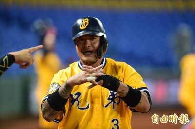 中職》林智勝成熟了 一句話讓丘總好感動 中職》林智勝成熟了 一句話讓丘總好感動