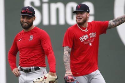 MLB》開放包廂當球員休息室 紅襪豪舉獲好評(影音) MLB》開放包廂當球員休息室 紅襪豪舉獲好評(影音)