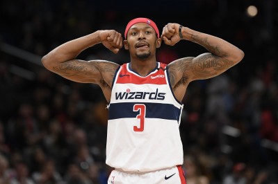 NBA》畢爾是否要參加復賽? 巫師教頭:他還沒有做決定 NBA》畢爾是否要參加復賽? 巫師教頭:他還沒有做決定