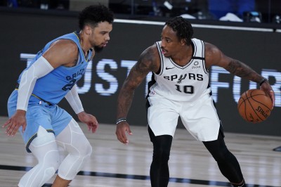 NBA》德羅森掌握關鍵兩罰 馬刺險勝灰熊 NBA》德羅森掌握關鍵兩罰 馬刺險勝灰熊
