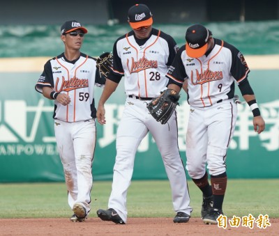中職》統一二軍打瘋了!全場5轟、合掃16安血洗悍將 中職》統一二軍打瘋了!全場5轟、合掃16安血洗悍將