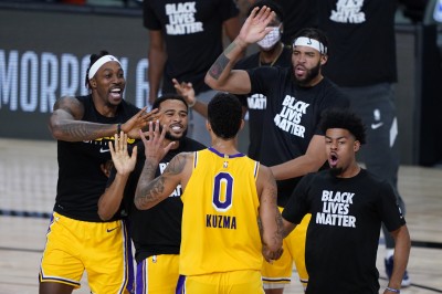 NBA》強心臟飆進三分絕殺! 庫茲馬霸氣:耶穌來守照樣投籃 NBA》強心臟飆進三分絕殺! 庫茲馬霸氣:耶穌來守照樣投籃