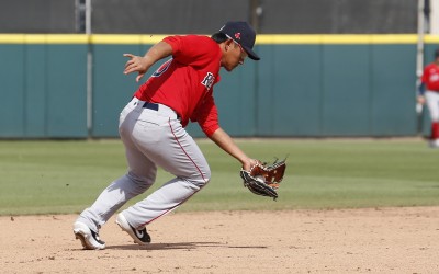 MLB》林子偉替補上場代跑 在二壘防區策動雙殺美技 MLB》林子偉替補上場代跑 在二壘防區策動雙殺美技