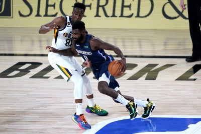 NBA》獨行俠「雙星」缺陣無礙 末節大反撲賞爵士3連敗 NBA》獨行俠「雙星」缺陣無礙 末節大反撲賞爵士3連敗