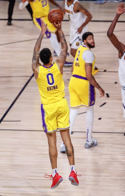 湖人庫茲馬驚天三分球絕殺金塊 今日NBA戰績 湖人庫茲馬驚天三分球絕殺金塊 今日NBA戰績