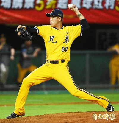 中職》讓魏碩成試試看!兄弟丘總尋找第5號先發 中職》讓魏碩成試試看!兄弟丘總尋找第5號先發