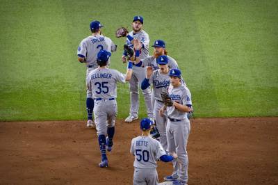 MLB》忘掉前役遭逆轉的痛 道奇力退光芒率先聽牌 MLB》忘掉前役遭逆轉的痛 道奇力退光芒率先聽牌