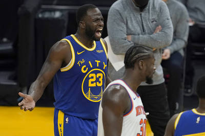 NBA》D.格林慘遭誤判趕出場 勇士主帥無奈說話了(影音) NBA》D.格林慘遭誤判趕出場 勇士主帥無奈說話了(影音)