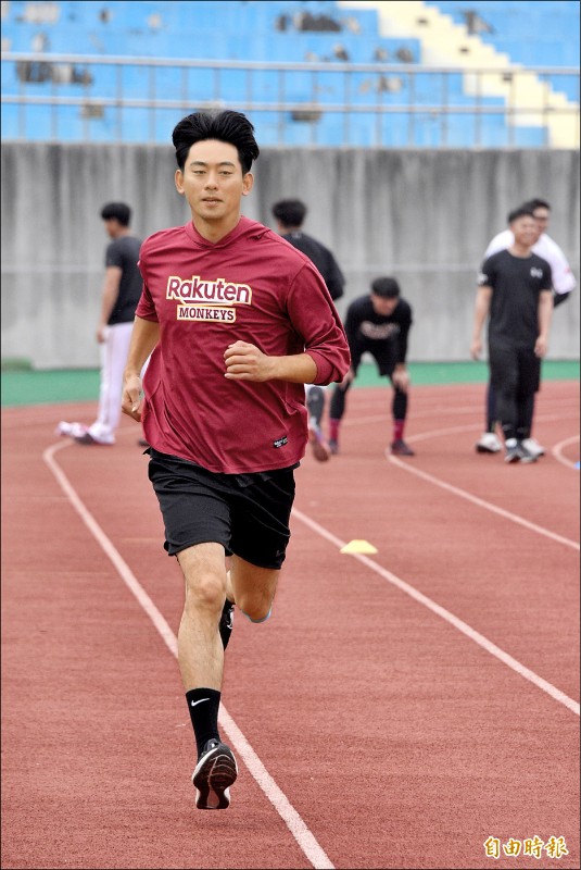 #假裝在日本 貓仔教練折服王溢正 #假裝在日本 貓仔教練折服王溢正