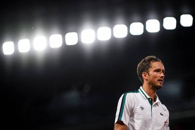 法網》8強賽無觀眾見證 梅德維夫不滿：錢到哪了？