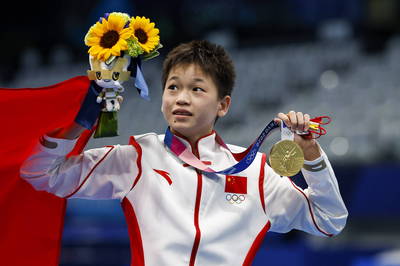 奧運跳水》14歲了還聽不懂國語！中國作家指全紅嬋「可悲」慘遭出征