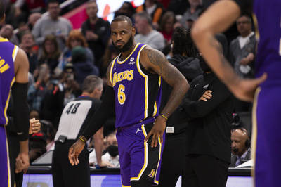 NBA》談「詹皇」遭禁賽 湖人主帥挺他打球方式正確