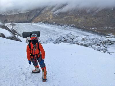 登山》首次無氧登頂 「三條魚」詹喬愉靠意志力征服世界第七高峰