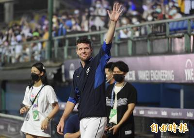 中職》與索沙同場先發 羅力：很享受這個過程