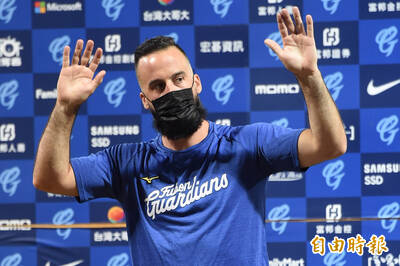 中職》隊友打4分好感恩 范米特逃過23年難堪紀錄