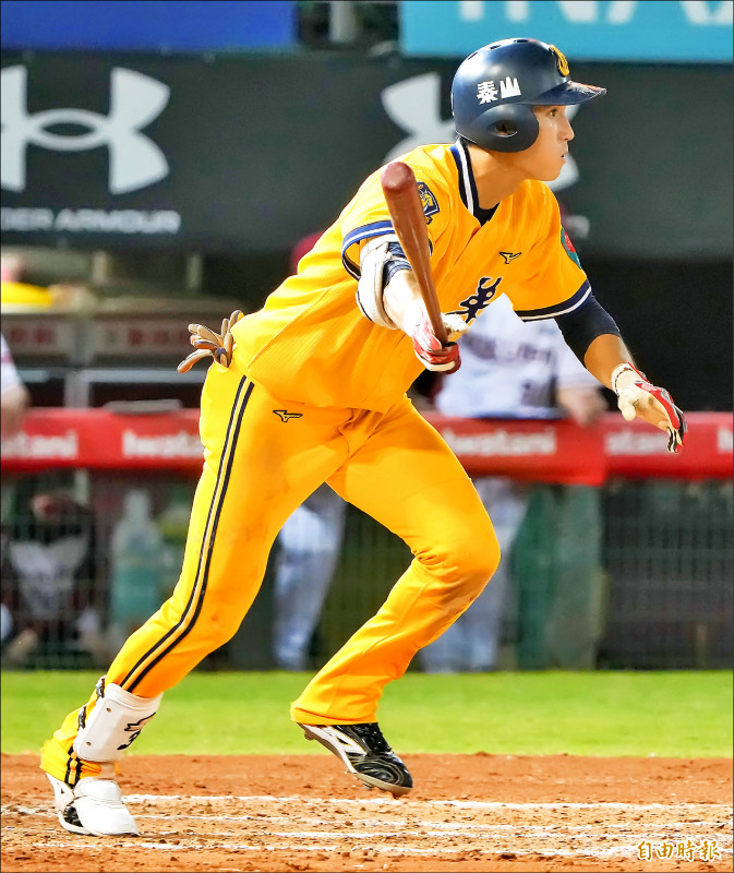 得點圈有人 陳文杰棒子才靈光