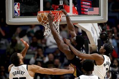 NBA》鵜鶘「怪物狀元」生涯新高43分！ 隻手助隊逆轉灰狼（影音）