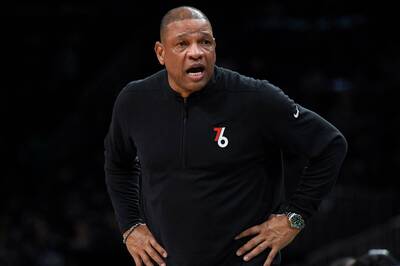 NBA》季後賽第三位總教練丟工作  七六人秋後算帳開除瑞佛斯