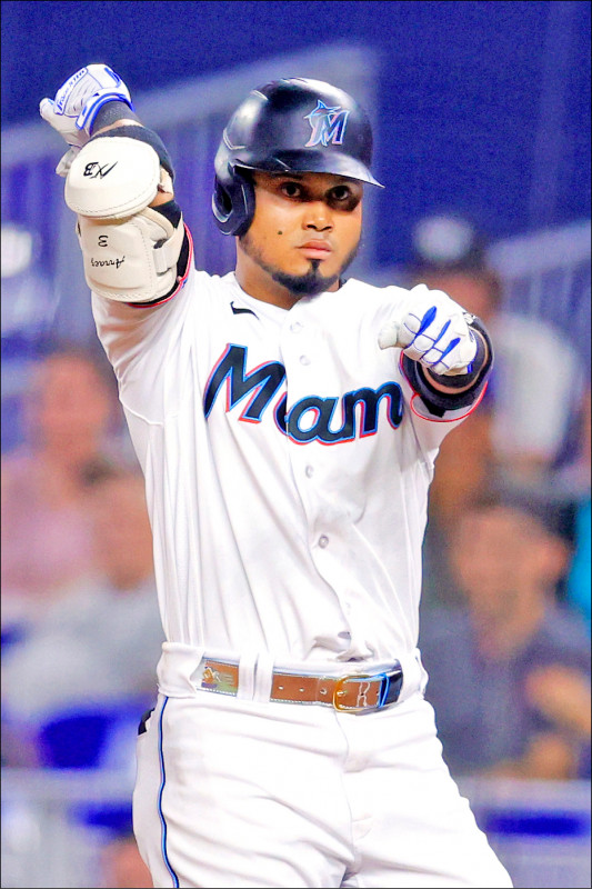 馬林魚4割男 6月3次單場5安