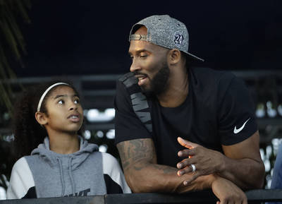NBA》挑最有意義的日子 湖人計畫2024年8月8日公開布萊恩雕像