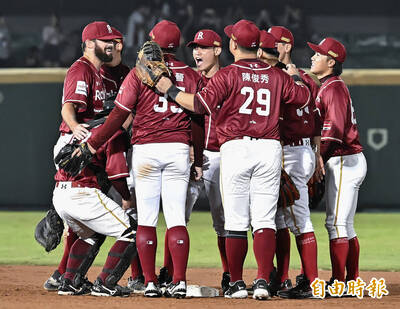 季後挑戰賽》道博格完美拆彈！ 樂天桃猿拿下G1扳平戰局