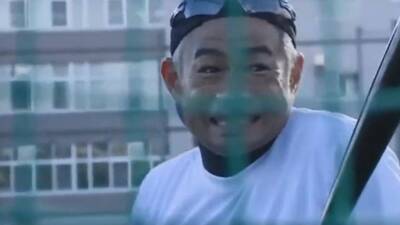 棒球》有神快拜！50歲鈴木一朗開轟打破高中數學教室窗戶（影音）