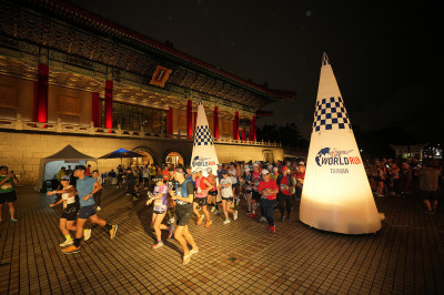 路跑》為不能跑的人而跑 Wings for Life全球路跑5/5零時差起跑