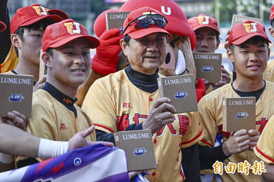 大專棒球聯賽》葉志仙任教輔大38年榮退 子弟兵送10年來最佳戰績大禮
