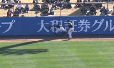 日職》超弱肩洋砲？軟銀新外援守備讓球迷看傻 連球評都抱怨