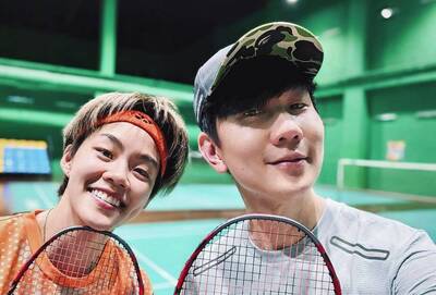 羽球》全新混雙組合！泰國世界冠軍女將合體林俊傑 網直呼：夢幻聯動
