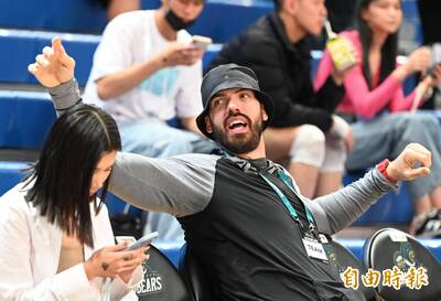 職籃》怒牧倫斯傷害新北國王！李愷諺深夜發文談暴走洋將