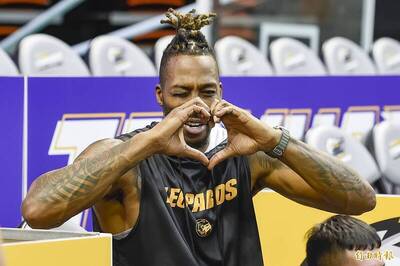 籃球》花蓮強震釀嚴重災情 「魔獸」霍華德：請為台灣的安全祈福