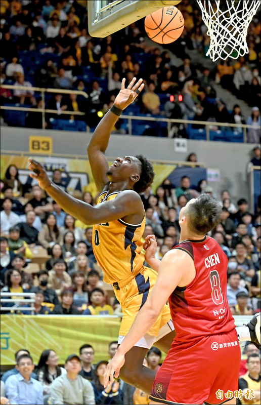 T1》拚命救球 阿巴西無力回天