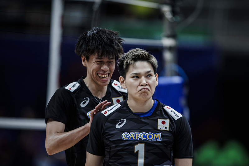 排球》日本男排王牌飆3記ACE！得分「顏藝」笑翻妻子與粉絲