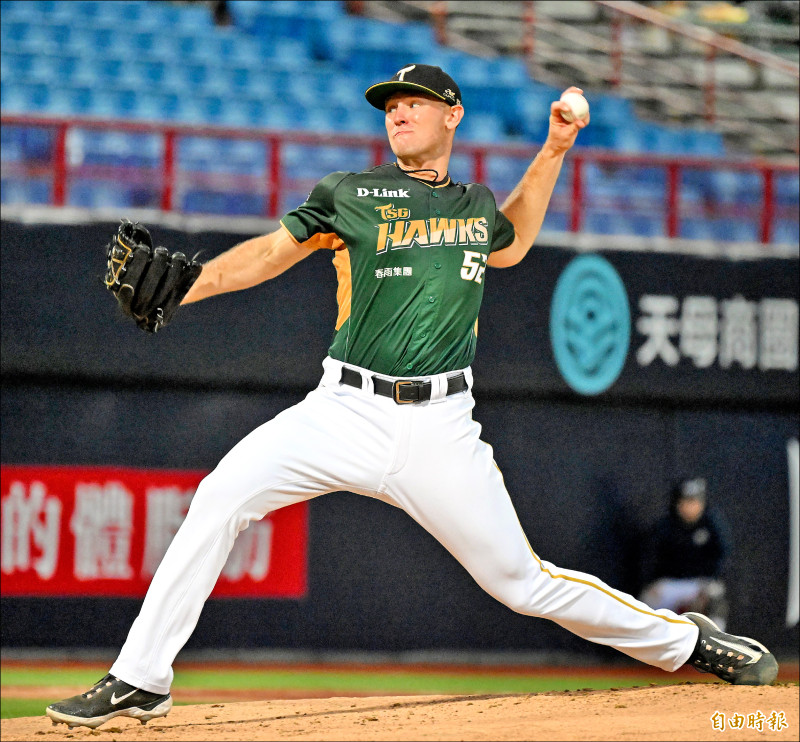 無四死球完封勝 哈瑪星鷹史首人