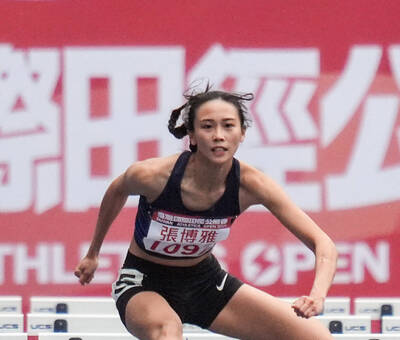 台灣公開賽》「跨欄正妹」張博雅奪100欄銅牌 要努力向世界名將阿麗看齊