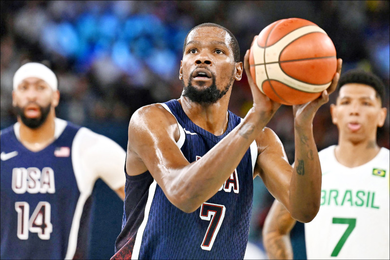 奧運》大破巴西 杜蘭特登基美國得分王