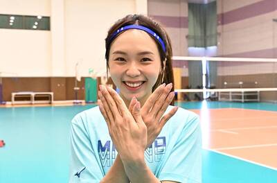 女排》啟程挑戰V聯賽 「排球甜心」：有空來日本看我