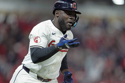 美聯冠軍賽》守護者9局追平轟+延長賽再見轟！力退洋基收系列賽首勝