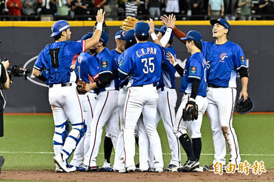 12強》險勝強敵多明尼加 台灣隊勇奪2連勝！