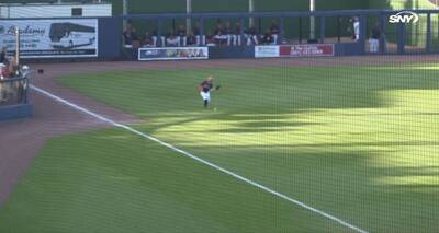 MLB》只是一個平凡的飛球！ 太空人「阿土伯」又漏接了（影音）