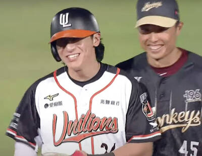 中職》躍升2億男的首局出現罕見烏龍 陳傑憲都笑了