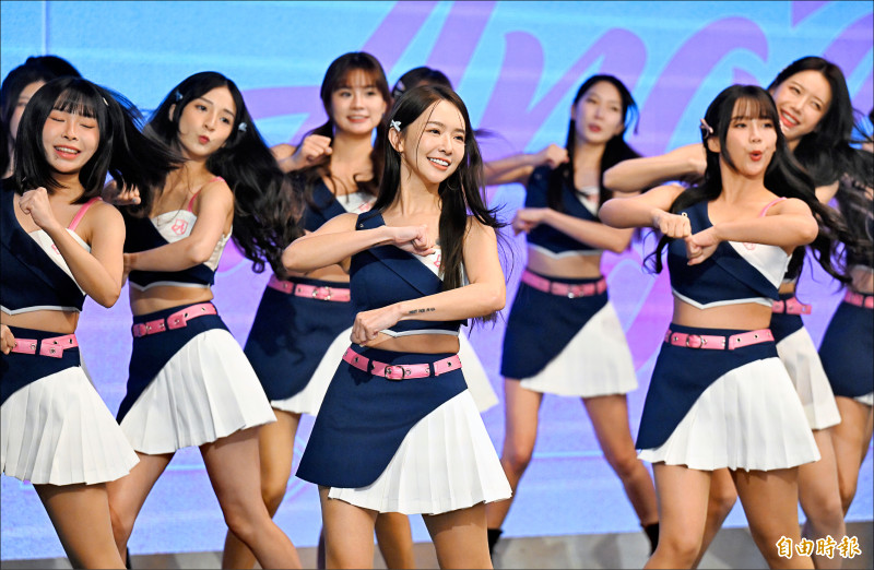 Fubon Angels開季嬌點 高喊我要全部