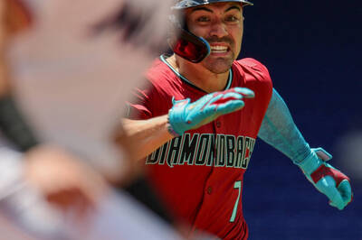 MLB》火燙卡仔連10場安打 單場3盜重現腿哥本色