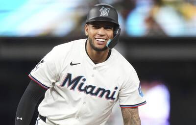 MLB》開季長打連發今敲生涯首轟 馬林魚大物締124年罕見紀錄 MLB》開季長打連發今敲生涯首轟 馬林魚大物締124年罕見紀錄