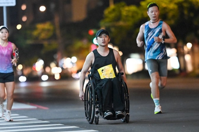 路跑》Wings for Life全球超過31萬人齊跑 YT椅人：透過行動鼓勵更多人