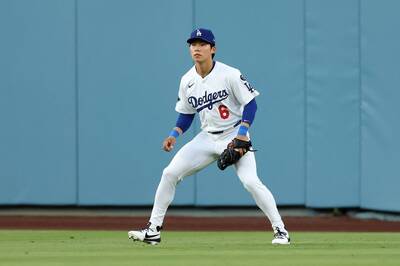 MLB》缺乏中外野經驗的金慧成守備瑕疵掉分 道奇教頭說明考量